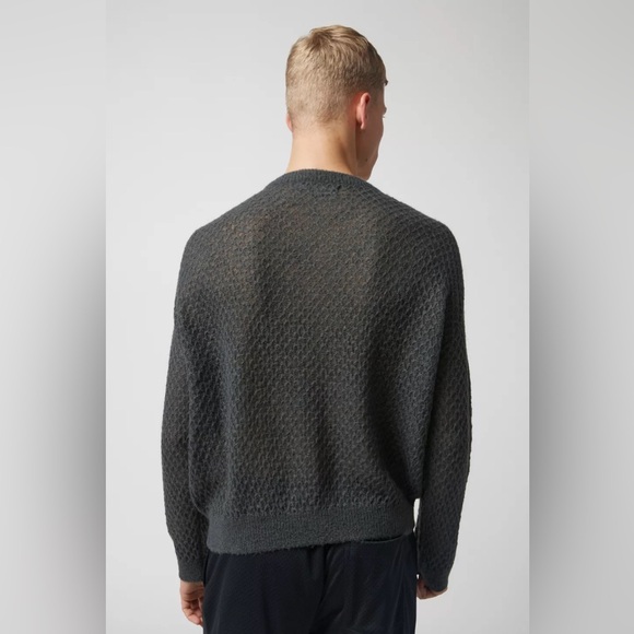Standard Cloth Sheer Crew Neck Sweater Men’s Gray Size Small Urban Outfitters - Picture 3 of 8